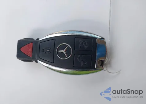 2010 Mercedes-Benz C 300 Luxury/Sport from USA, damaged, VIN WDDGF5EB3AA393594